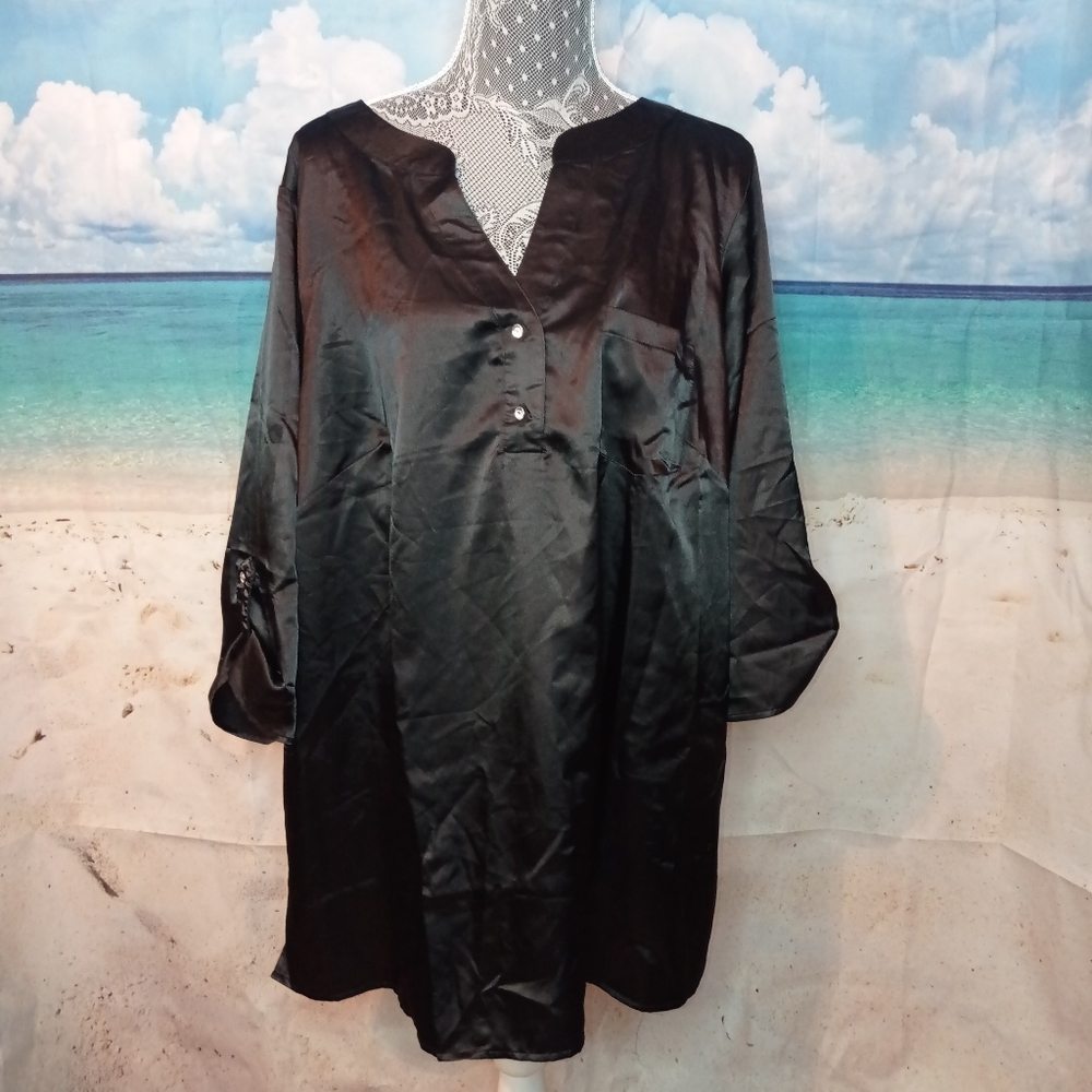 NWT Avenue Black Shirt 22/24